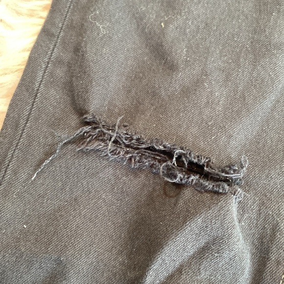 Levi’s Wedgie Icon Fit Black Distressed Jeans sz 26 - Picture 8 of 14